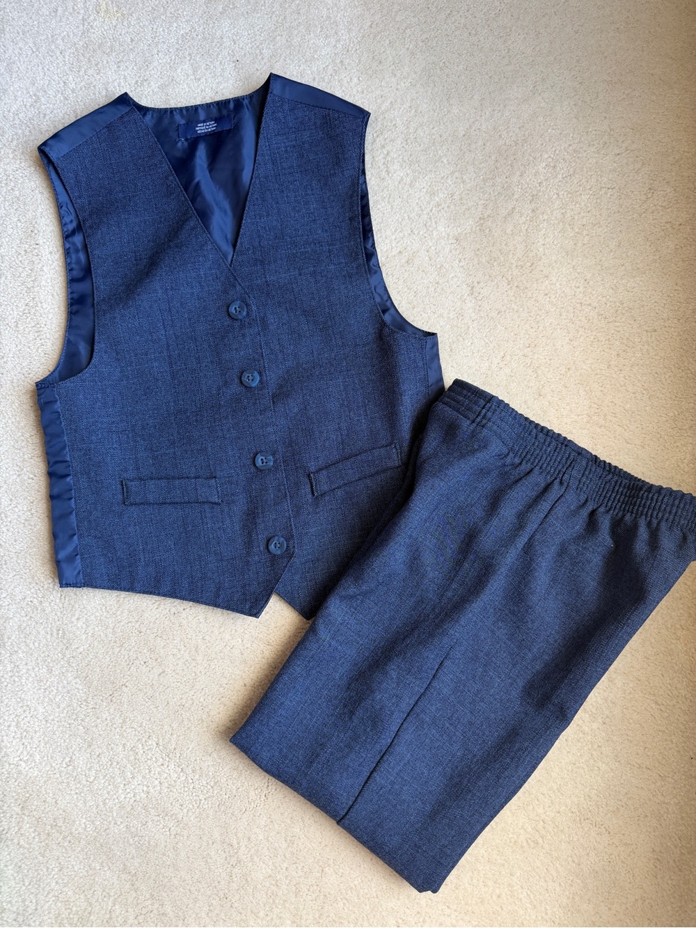 Izod 2 piece suit set - vest & pants Navy Blue Boys Size 7